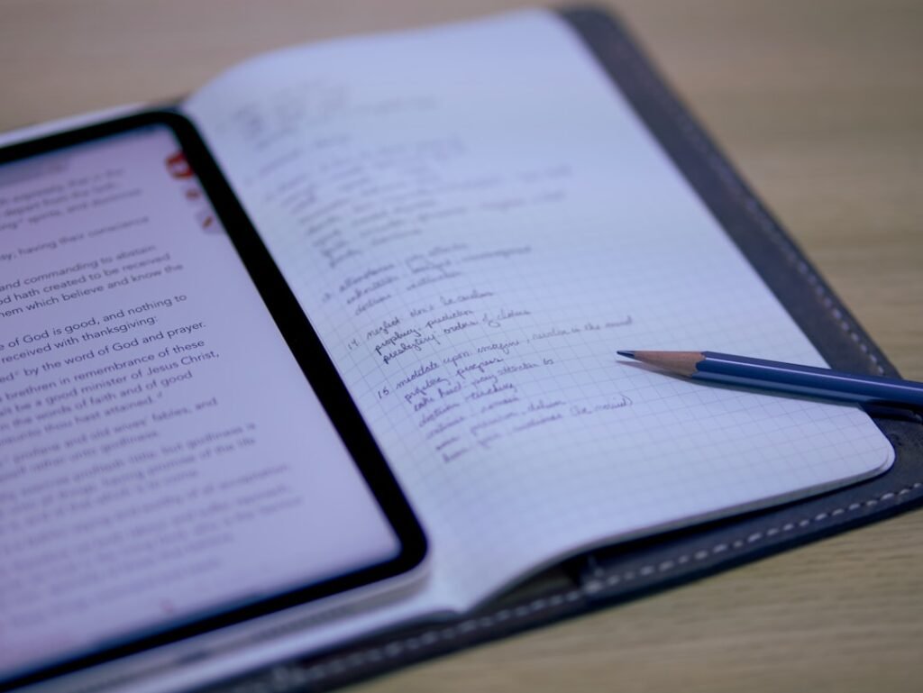 The 7 Best AI Note-Taking Apps That Basically Think for You